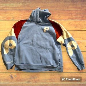 𝙈𝙄𝙏𝘾𝙃𝙀𝙇𝙇&𝙉𝙀𝙎𝙎 - Philadelphia Phillies Vintage Sweatshirt -𝙇𝘼𝙍𝙂𝙀